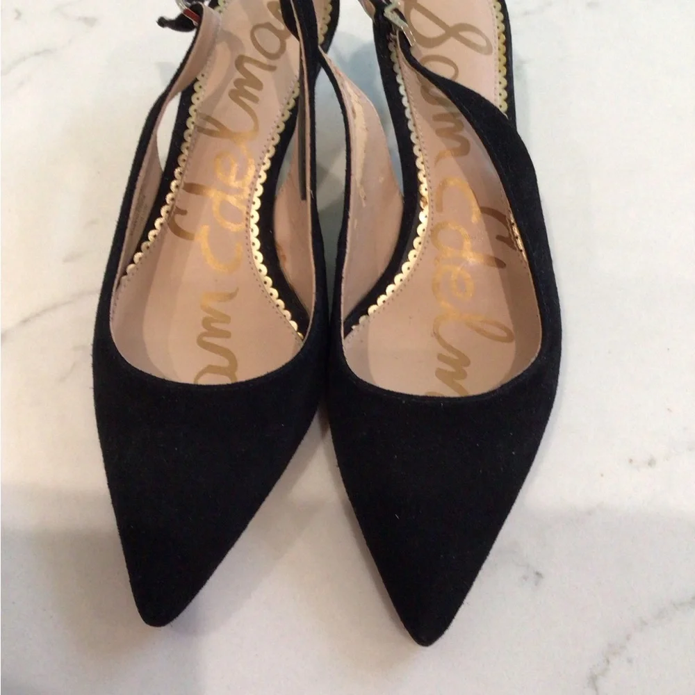 Sam Edelma Ludlow Black Suede Kitten Heel Pointed Toe Pump, Size 6M - Picture 2 of 5